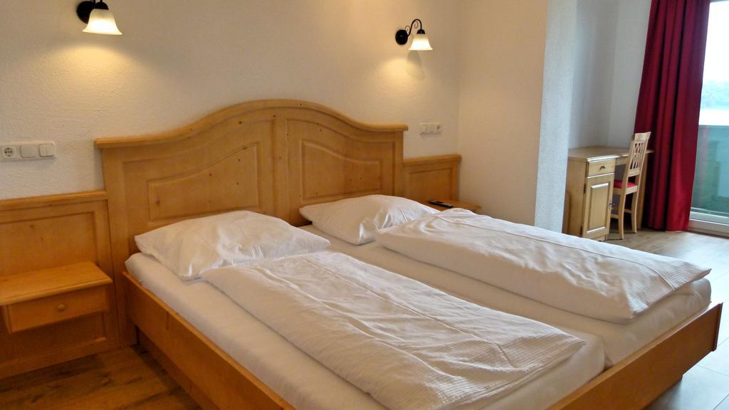 Landgasthof Entenwirt Tarsdorf 外观 照片